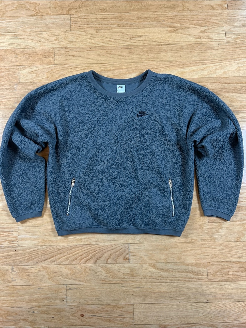 Nike Men's Club Fleece Winterized Sherpa Crewneck Sweatshirt Fir Green Boxy M